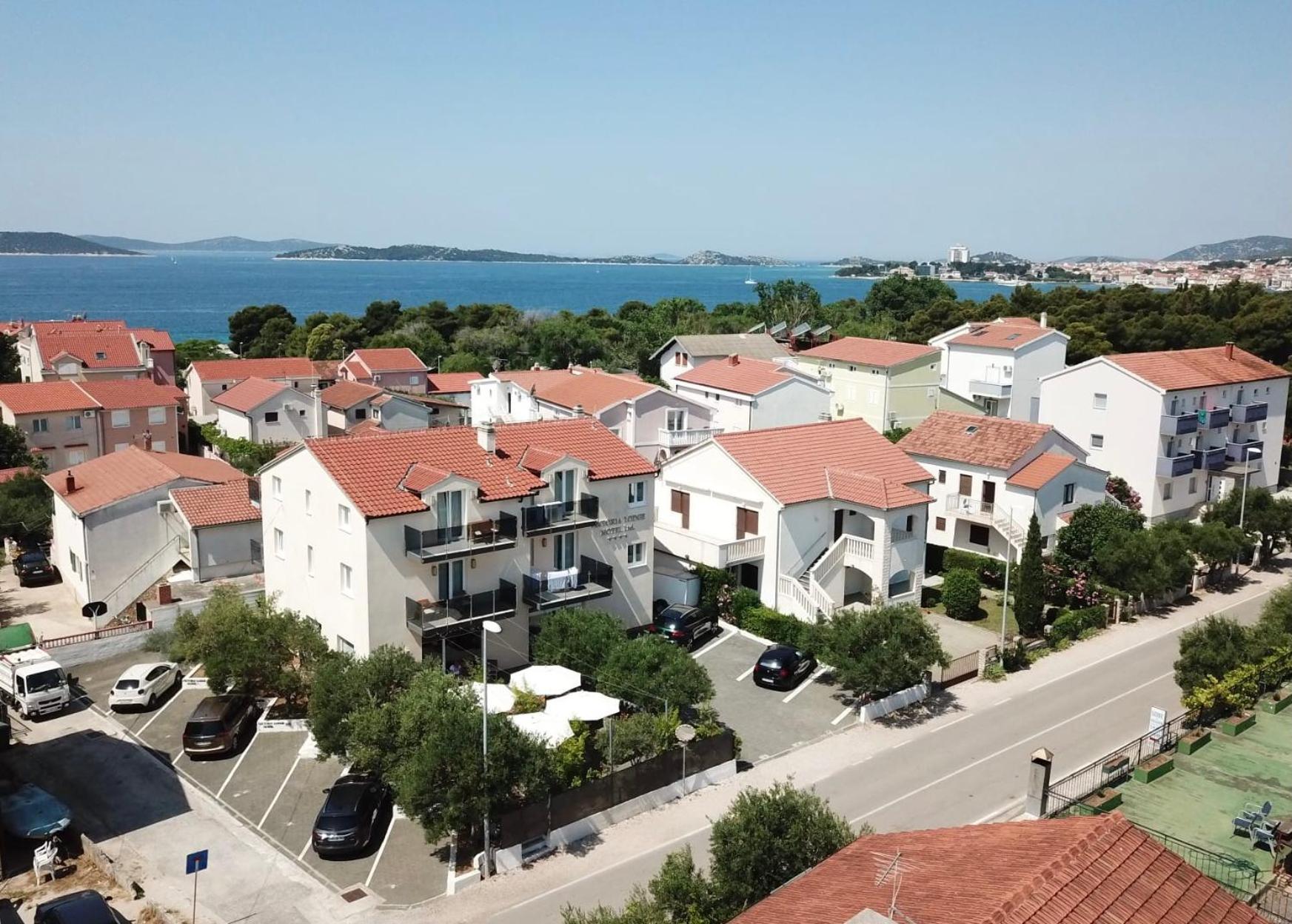 Viktoria Lodge Bed&Breakfast Vodice Eksteriør bilde