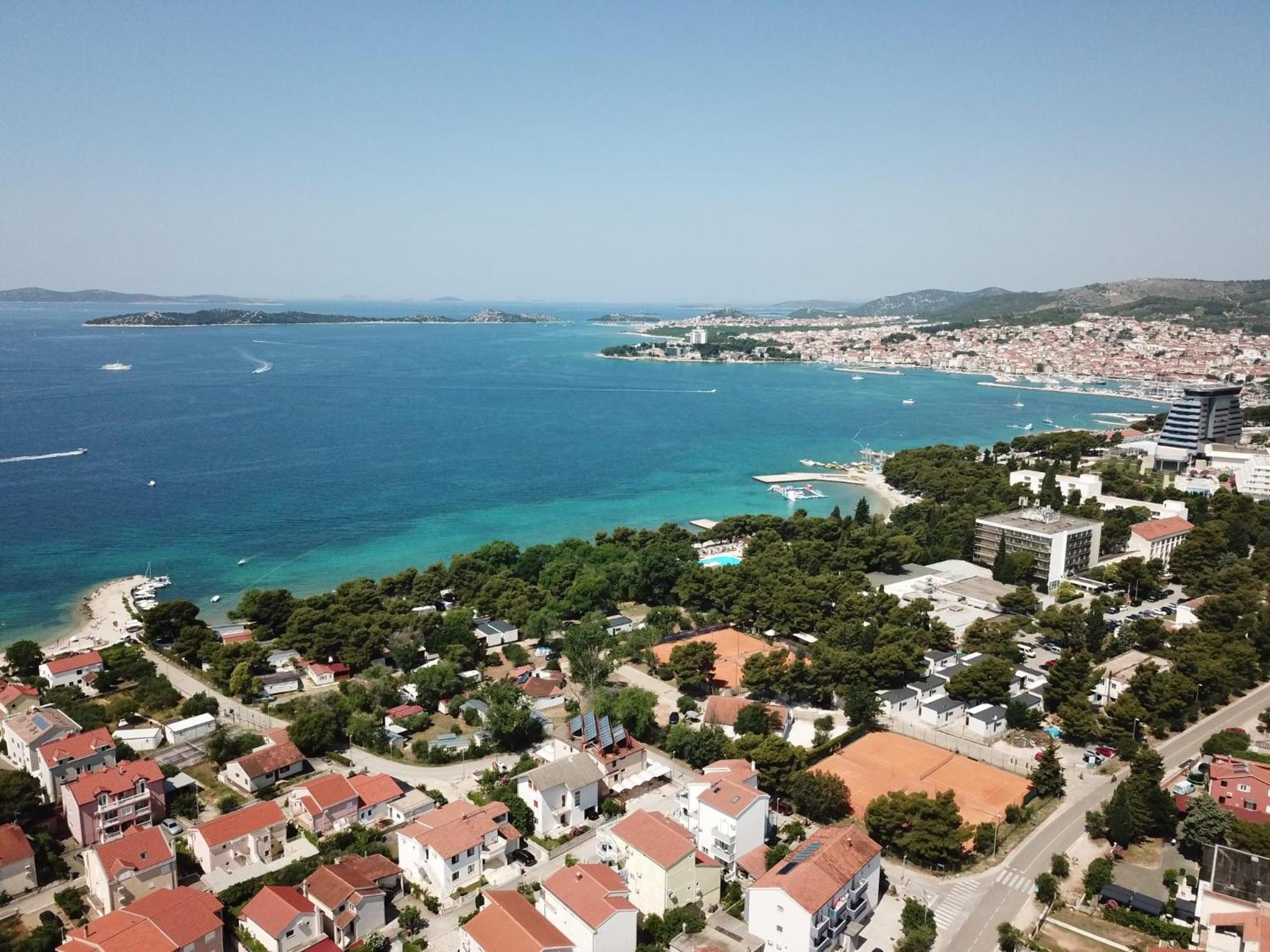 Viktoria Lodge Bed&Breakfast Vodice Eksteriør bilde