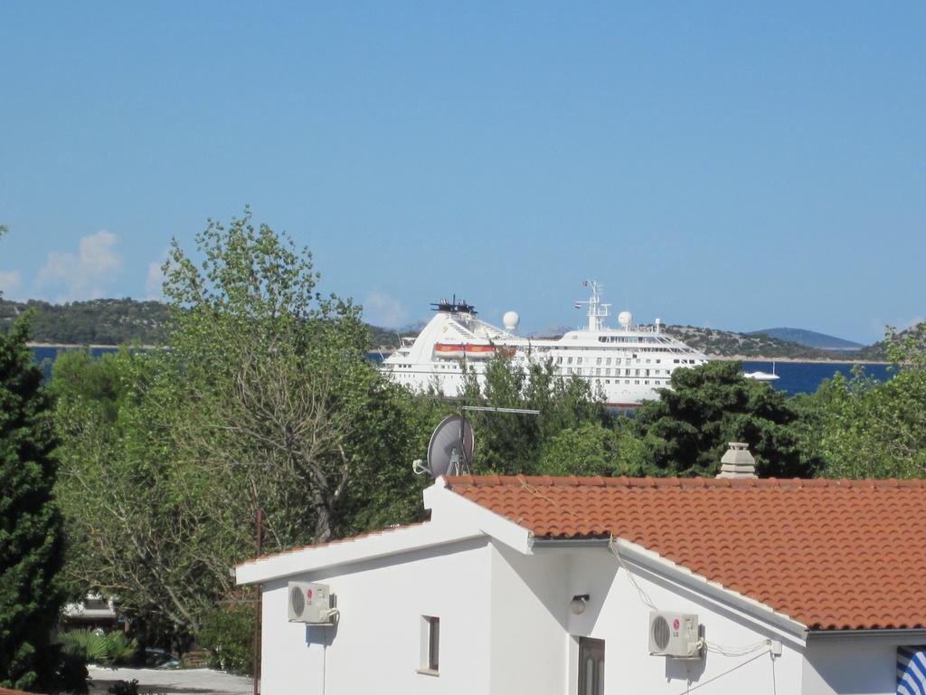 Viktoria Lodge Bed&Breakfast Vodice Eksteriør bilde